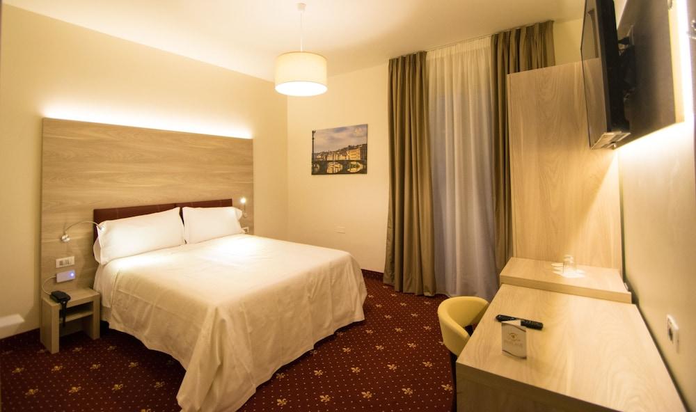 Hotel Perlage Florence Scandicci Bagian luar foto