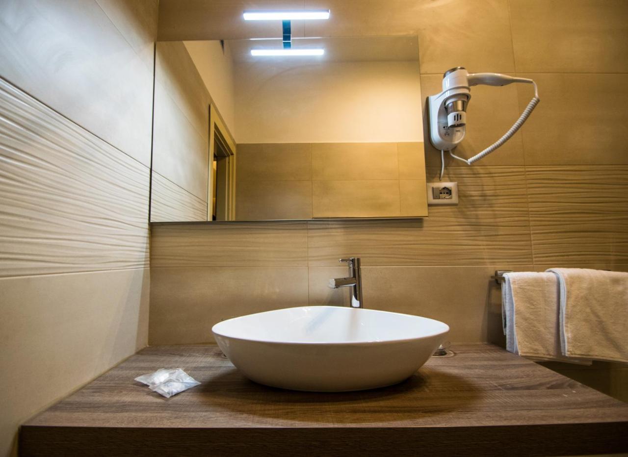 Hotel Perlage Florence Scandicci Bagian luar foto